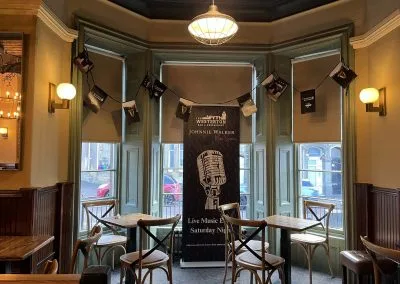 Restaurant window blinds